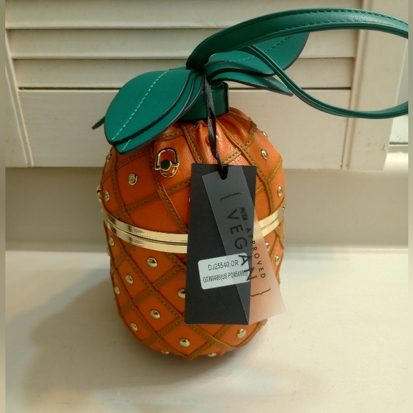 Deluxity Los Angeles Pineapple Bag NWT - Picture 1 of 12